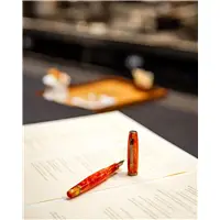 SCRIBO LA DOTTA Uovo in Raviolo penna stilografica Red